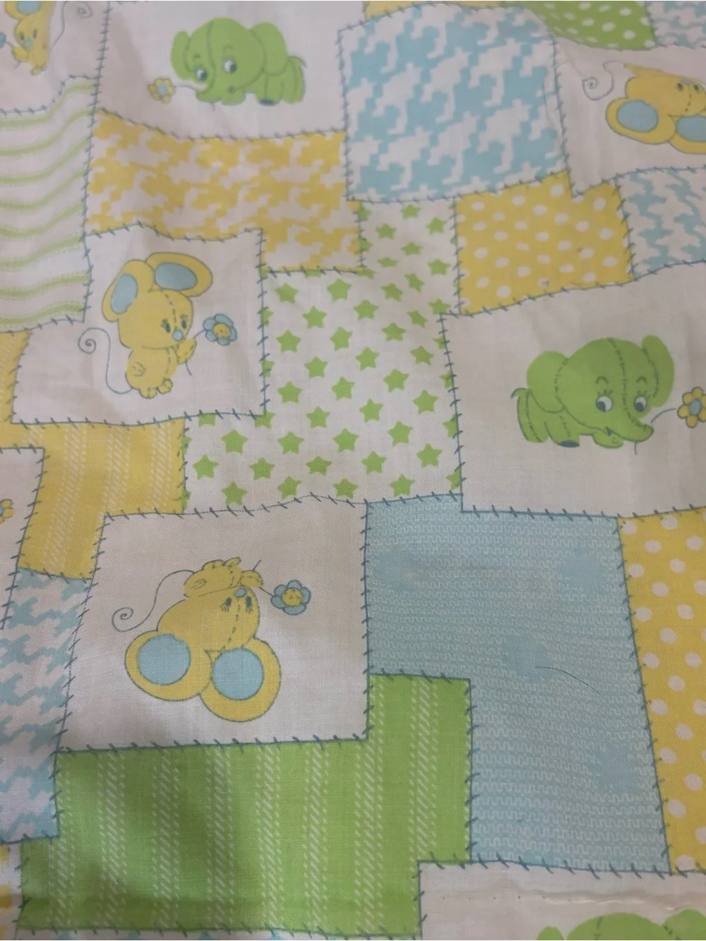 Vtg Curity Baby Crib‎ Quilt Blanket Patchwork Pals Animals USA 41x32 1980s